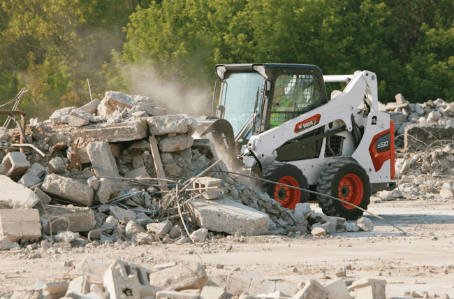 BOBCAT S530E SKID STEER