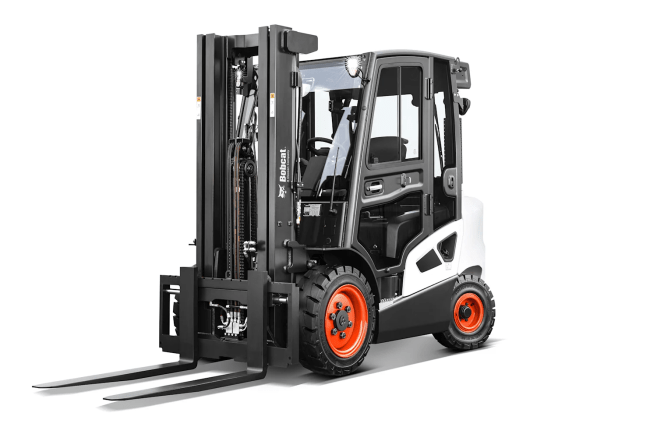 BOBCAT D33S-9 HEFTRUCK DIESEL