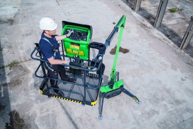 AVANT LEGUAN 195 SPINHOOGTEWERKER